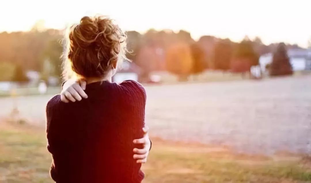 如何与失恋和解,治疗失恋最好的办法开始新的恋爱