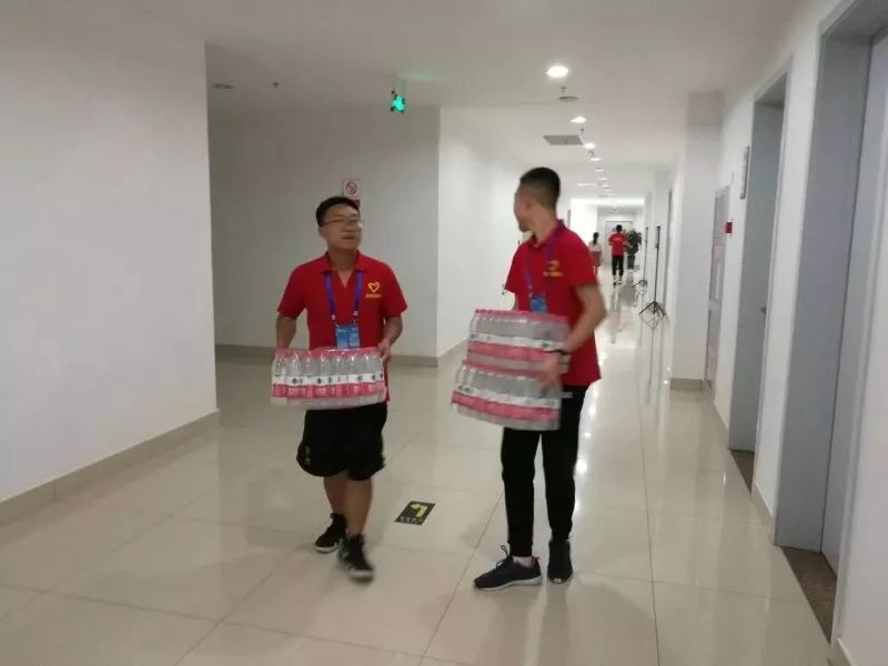 蹇楁効鏈嶅姟闈掓槬鍚岃娲诲姩,闈掓槬蹇楁効鏈嶅姟娲诲姩