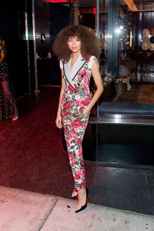 最美丽的花衣服,那些令人惊艳的衣服