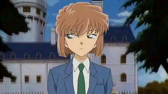 名侦探柯南灰原哀的帅气瞬间,灰原哀对柯南心动的瞬间