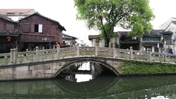 绍兴湖面上的桥,绍兴越城的桥