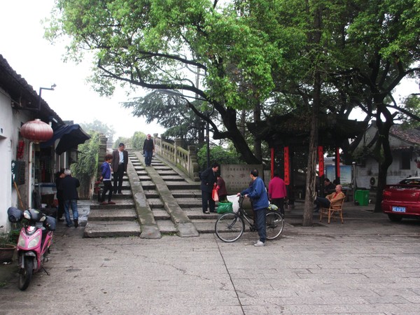 绍兴湖面上的桥,绍兴越城的桥