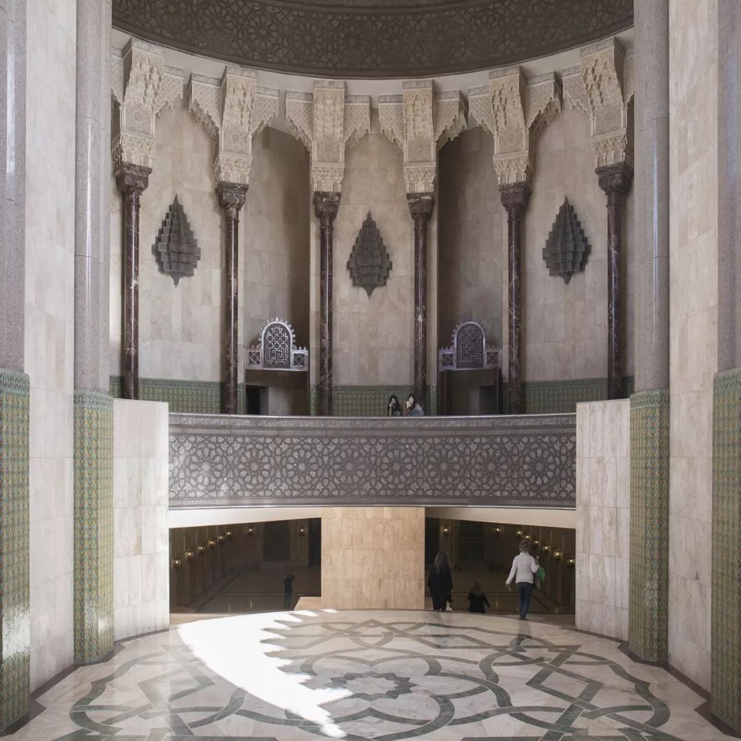 解压！美哭的对称建筑，瞬间治愈强迫症患者