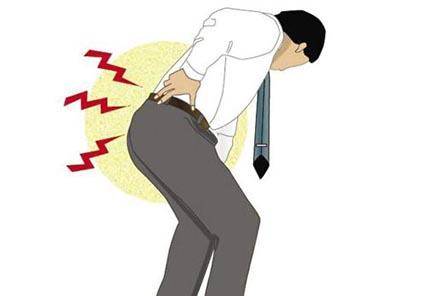 腰被扭伤了直不起腰一动就疼,腰间盘突出腰扭伤了最快恢复方法