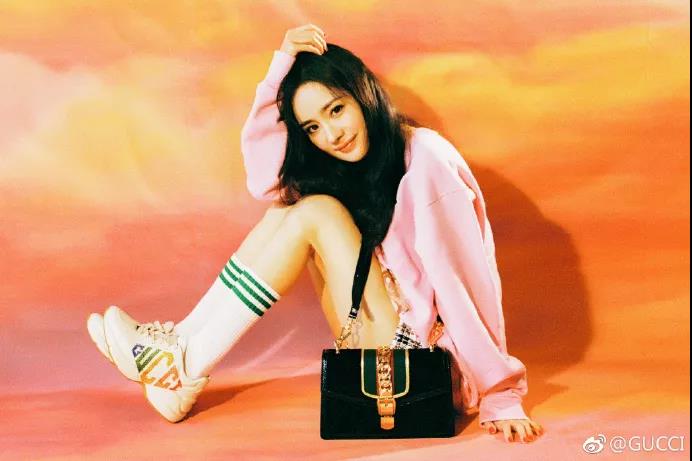 代购名牌包包品牌大全,代购热门lv包