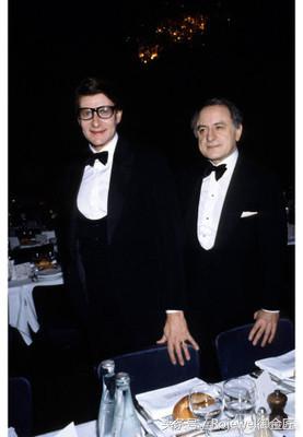 陪伴是最长情的告白，只因爱得深沉！