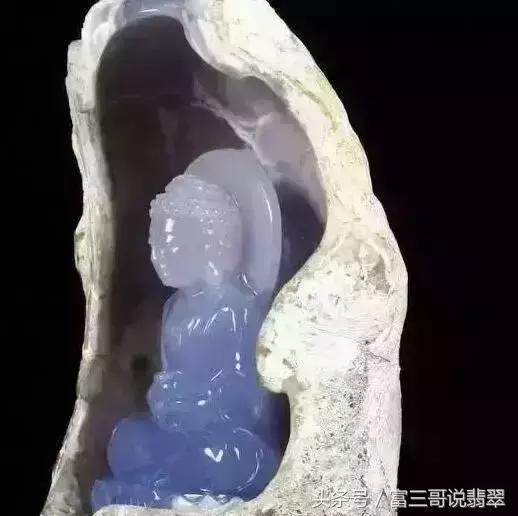 缅甸翡翠摆件翡翠观音挂件价格,花100万购买的翡翠