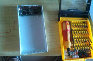 如何制作简易充电宝,如何制作12v电源充电宝