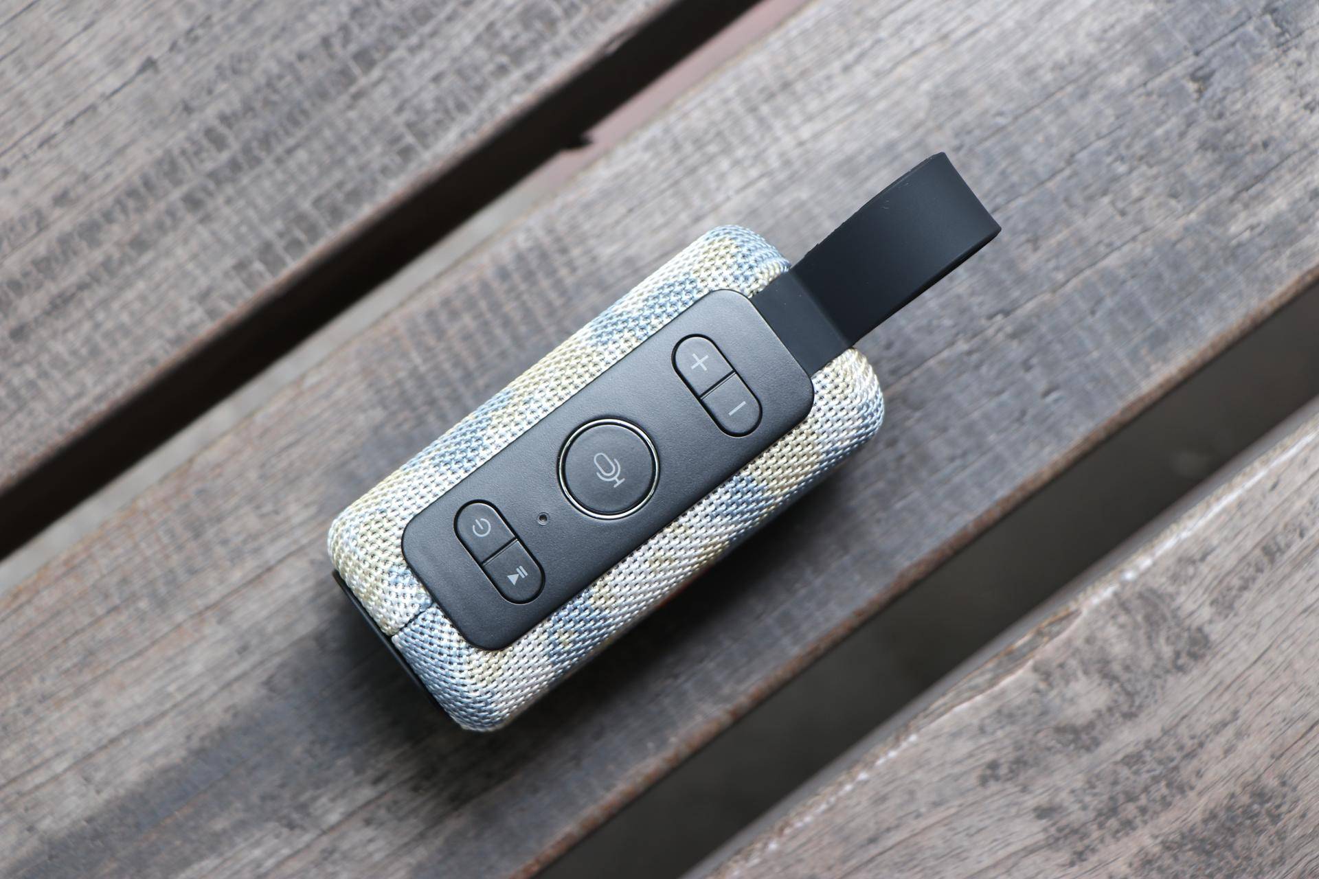 doss户外便携蓝牙音箱测评,doss1805户外便携蓝牙音箱测评