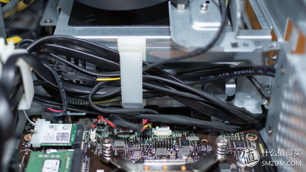 微星哈迪斯nightblademi3拆机,微星哈迪斯3主机评测