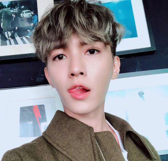 别人应援口号vs贺峻霖应援口号,评论区写下你们家的应援口号吧