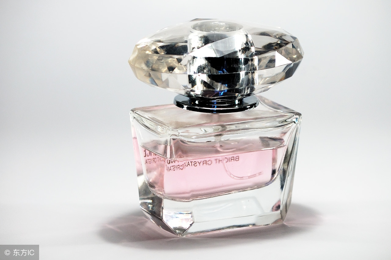 香水排名有哪些品牌好用,十大香水品牌排行榜国内有哪些