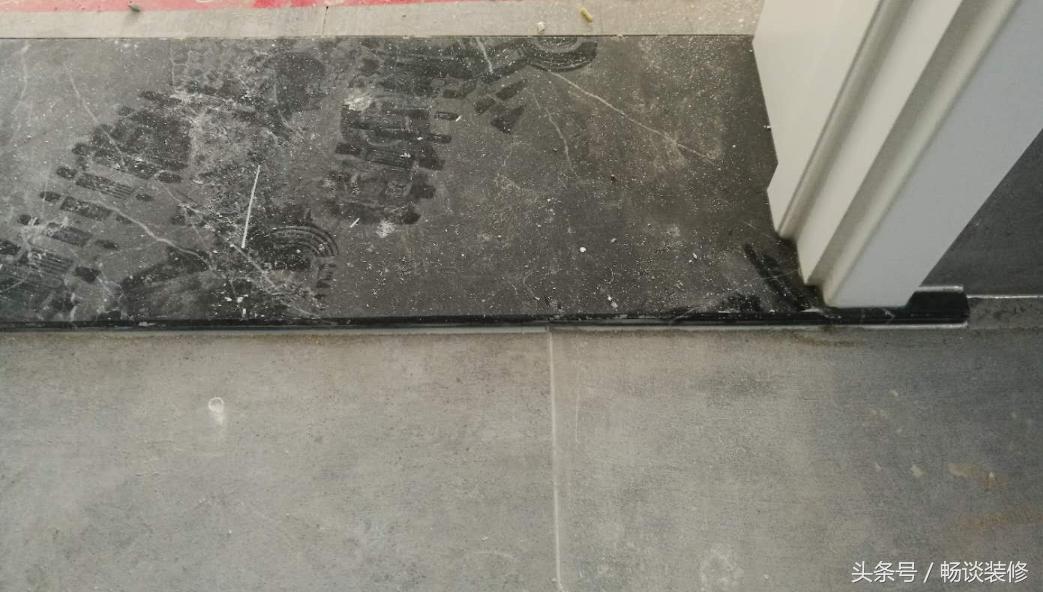 卫生间门套线受潮怎么办,卫生间门套受潮开裂怎么补救