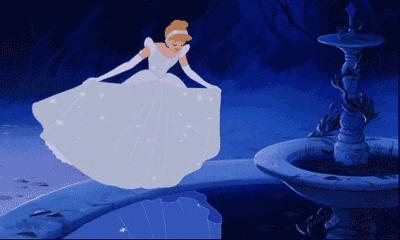 美甲款式图片ins中长款裸色系渐变,好看的美甲ins推荐