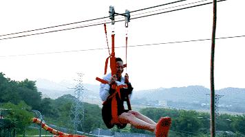 温泉水滑洗凝脂,温泉水滑洗凝脂什么意思