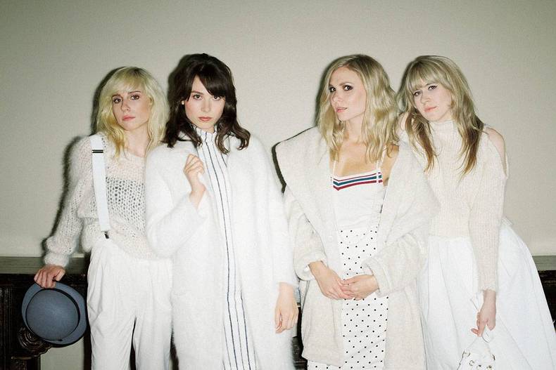 毛衣穿搭满大街？还得靠品质打败平庸