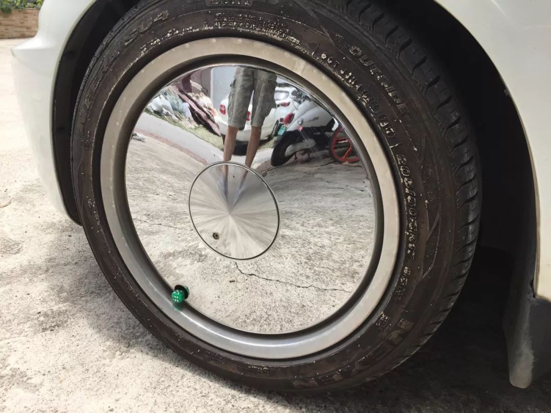 男人从未长大只是玩具在变 (男人从不曾长大只是玩具变了)