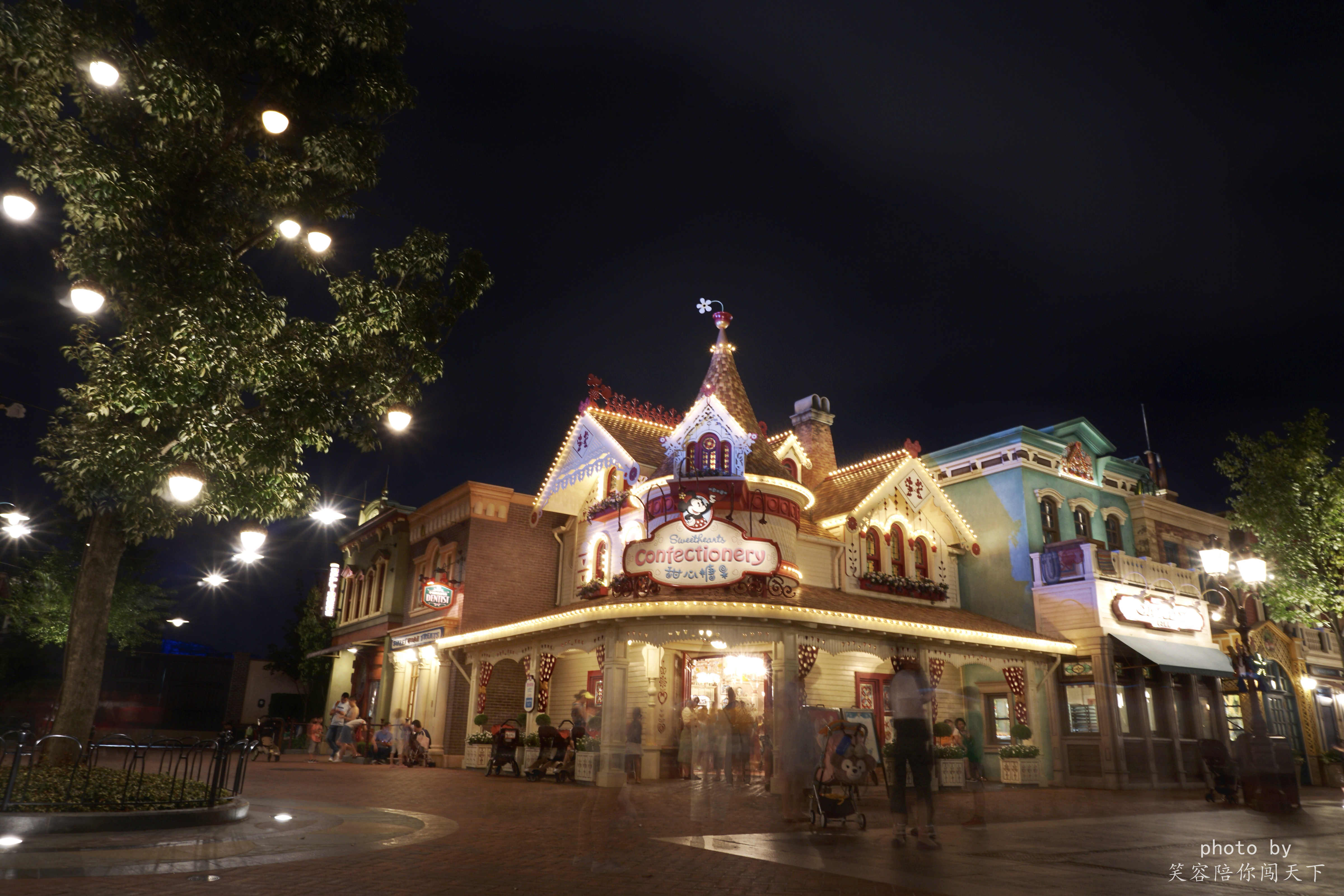 上海迪士尼购物攻略公主裙,迪士尼正版授权双味棒棒糖