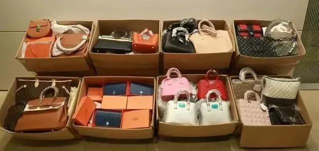 震惊！进口假奶粉只卖中国人！你还敢信赖海外代购吗？