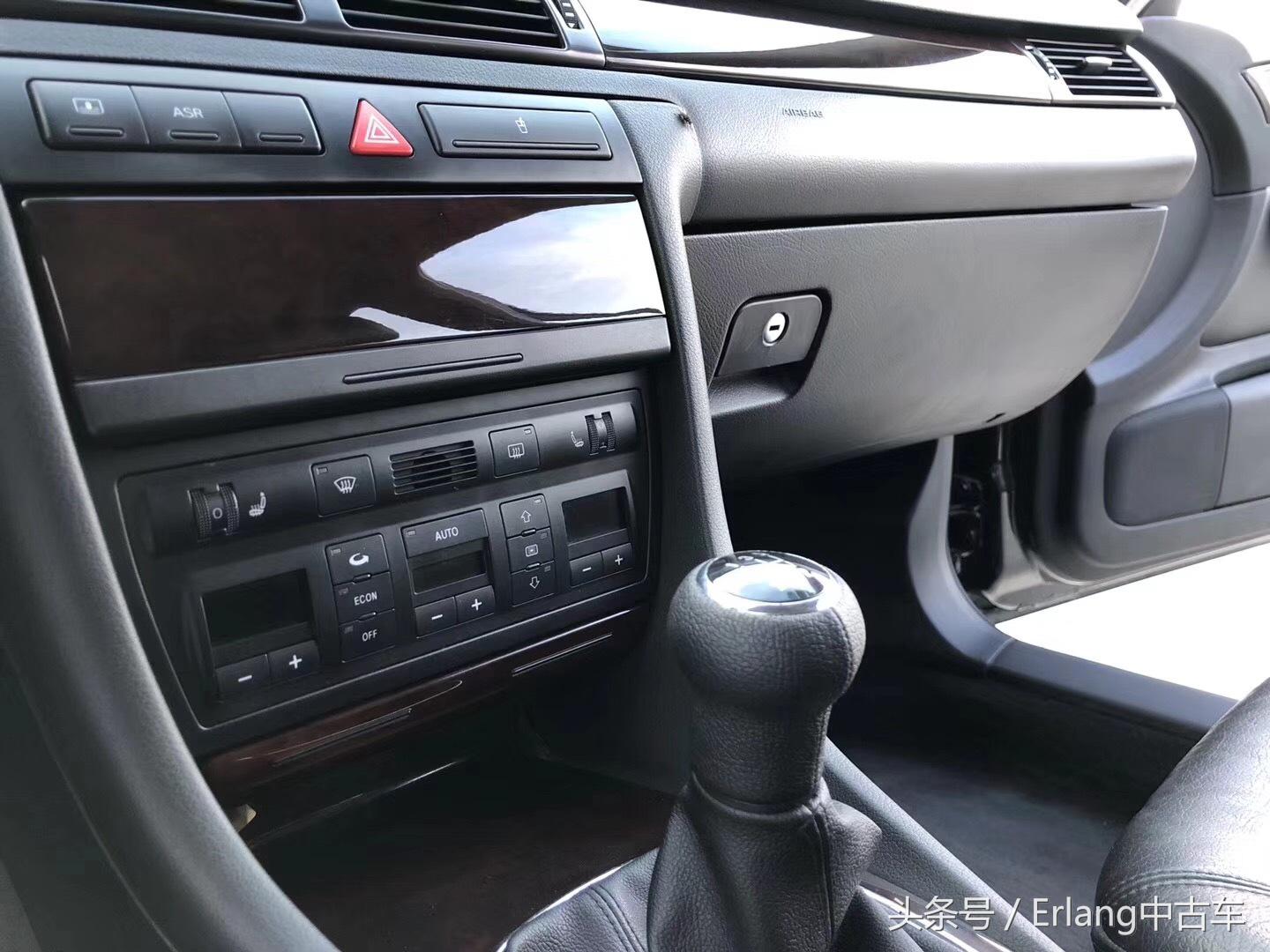 新老款奥迪a6c5,他风华绝代