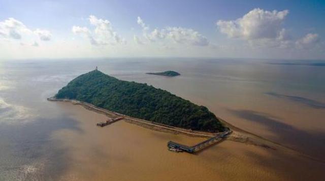 中国驻扎军队面积最小的海岛,中国最难的边防哨所