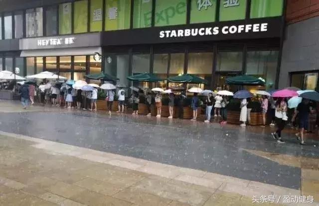 多喝了几杯饮料，半个脑袋没了！年轻爸爸分享恐怖经历