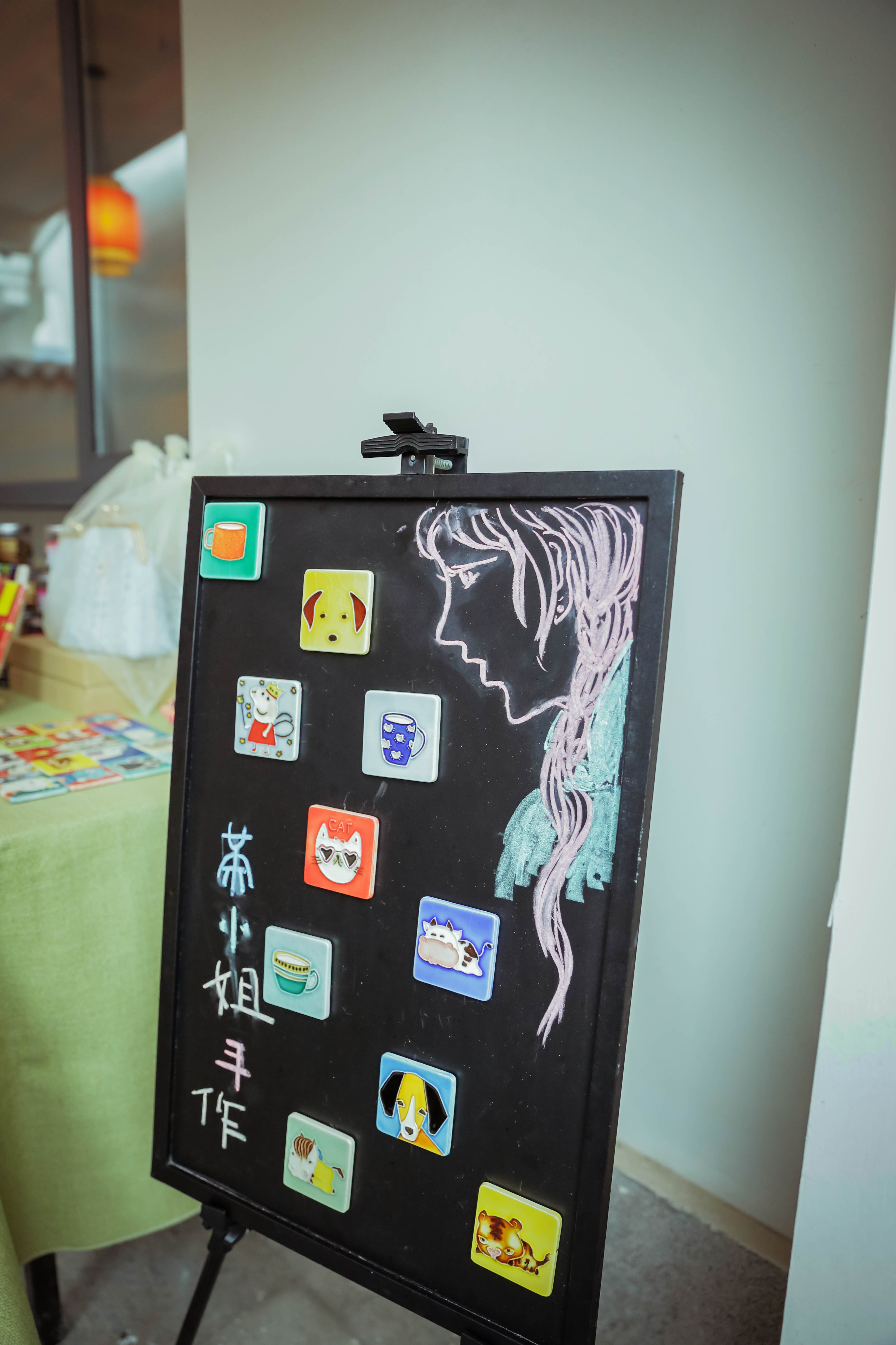 当代年轻人品茶抚琴焚香听雨对弈,青年茶生活