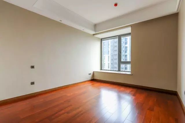 仁恒江湾天成380㎡，河西最顶级大平层！客厅开间层高逆天……