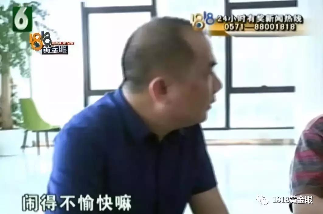 脸上有个小洞一直流脓,脸上有一个毛孔反复化脓结痂