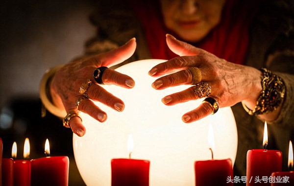 震惊!你绝对想不到:比IT赚的多,比金融门槛低的职业是占卜师