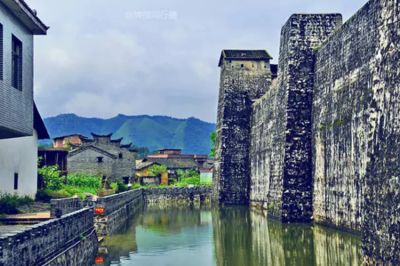 韶关曲江乳源诗友结袂自然游集诗三十首