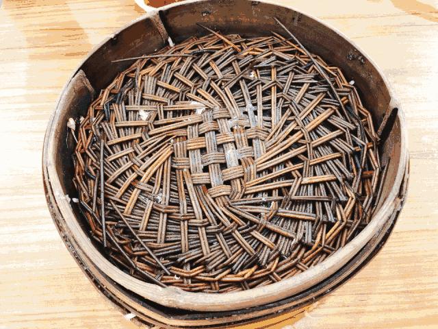 当年要是我没去批发美容美发产品，现在哪里还有小杨生煎的机会！