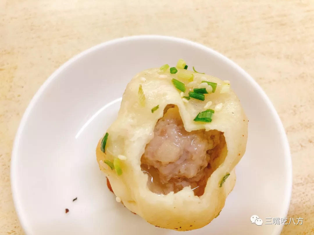 当年要是我没去批发美容美发产品，现在哪里还有小杨生煎的机会！