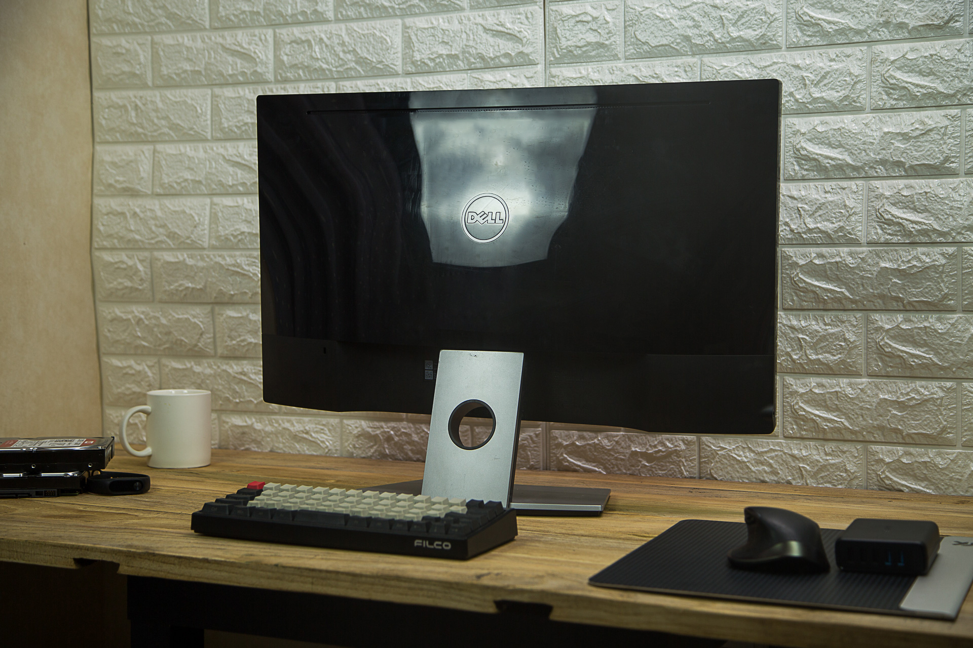 戴尔显示器27寸u2715h评测,戴尔2716h曲面显示器