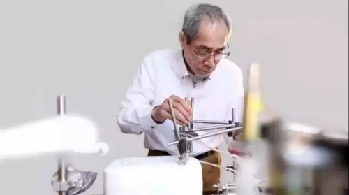 国产第一款电饭煲,中国第一台电饭煲