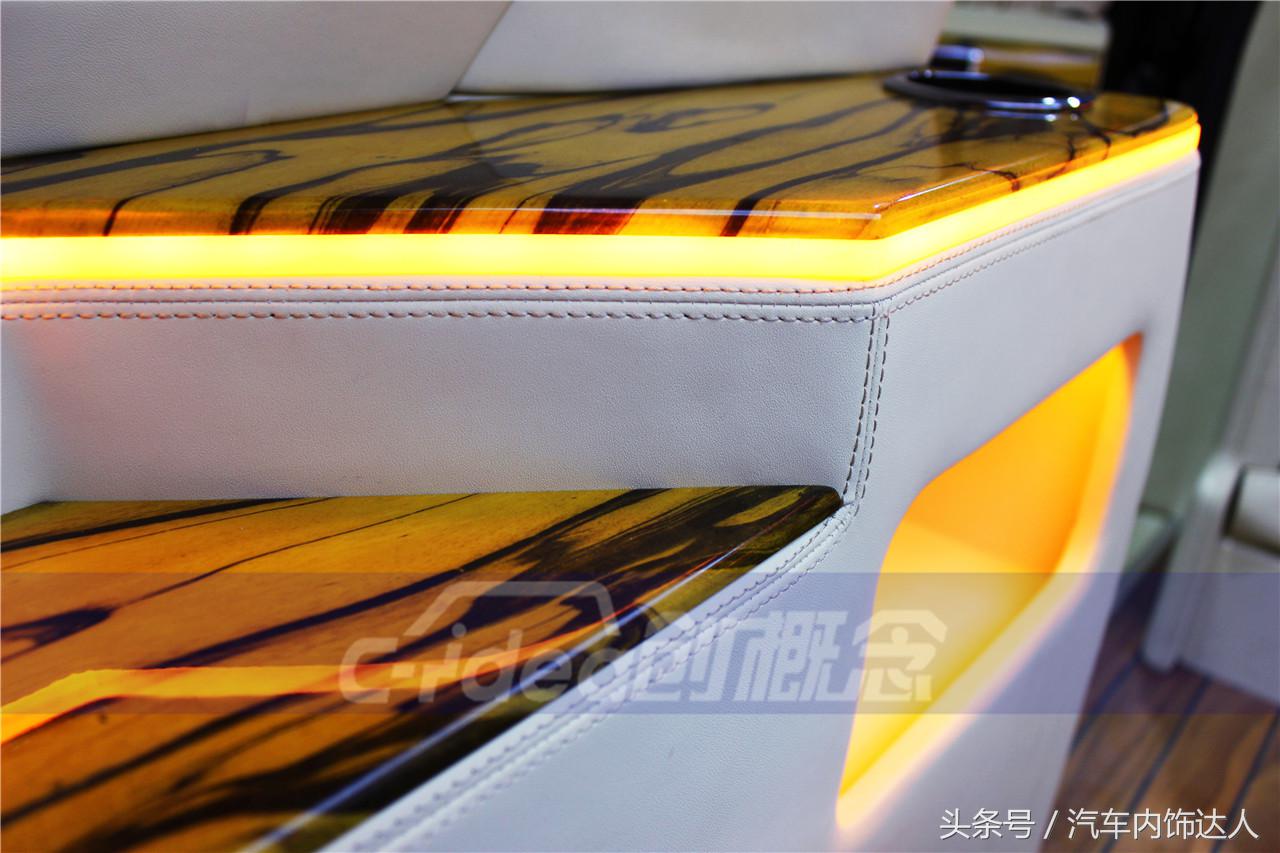 林肯领航员不加长第三排内饰,非凡领袖风范