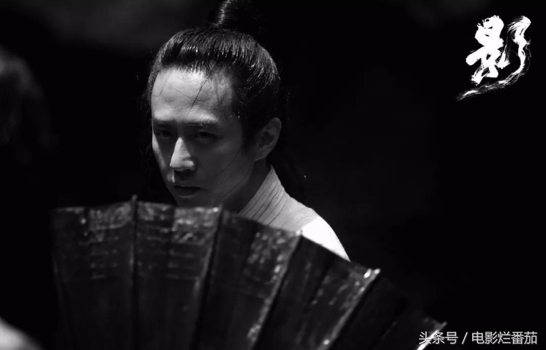 张艺谋面对各种批评,张艺谋谈自卑