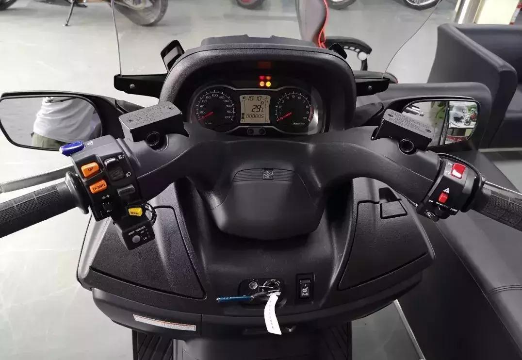 铃木650最新售价多少,铃木an650摩托车价格