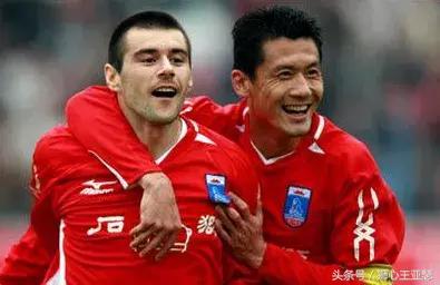 厦门蓝狮足球队03年名单及位置,厦门蓝狮视频