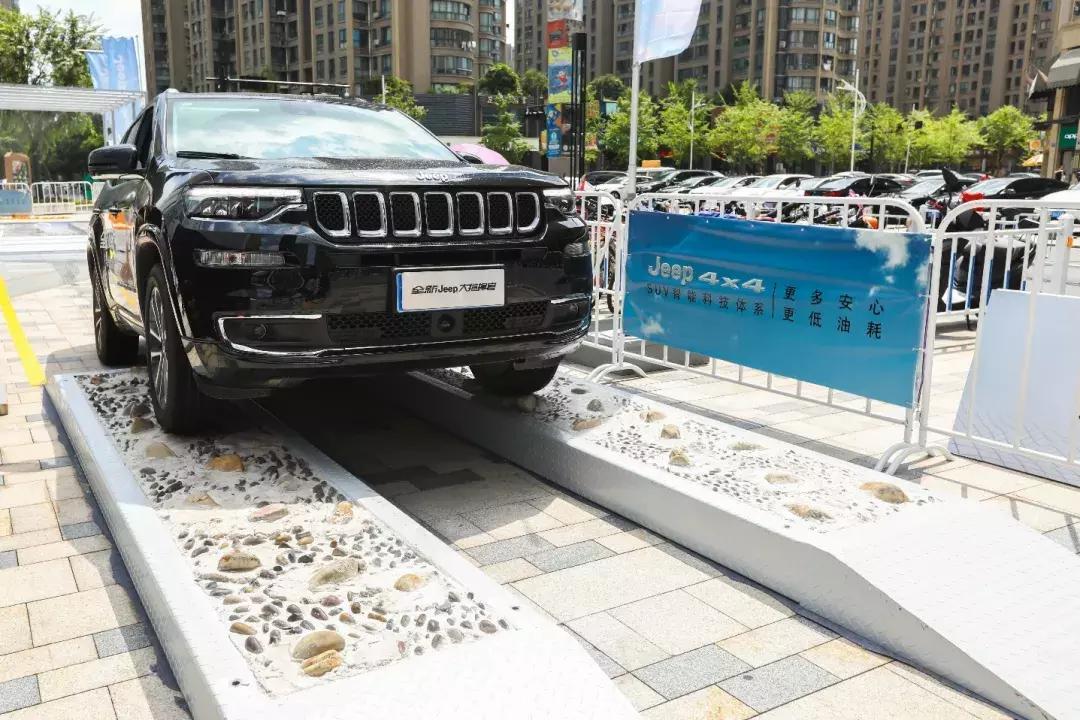 jeep4x4功能介绍,jeep4x4车型少见的