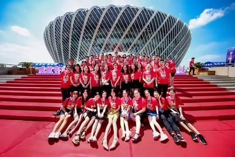 百度李彦宏“惊现”武汉，亲自为这家舞象之年的15岁企业打CALL