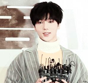 superjunior18周年全员的名字,superjunior经典视频