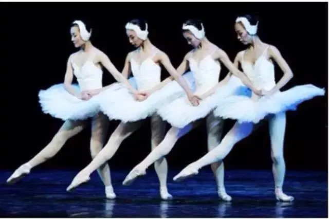 凯特莫斯超模图片,凯特莫斯穿的鞋