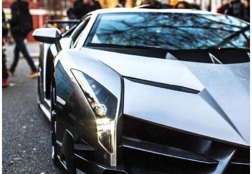 周杰伦兰博基尼毒药多少钱一辆,全球限量版8000w的蓝博基尼毒药