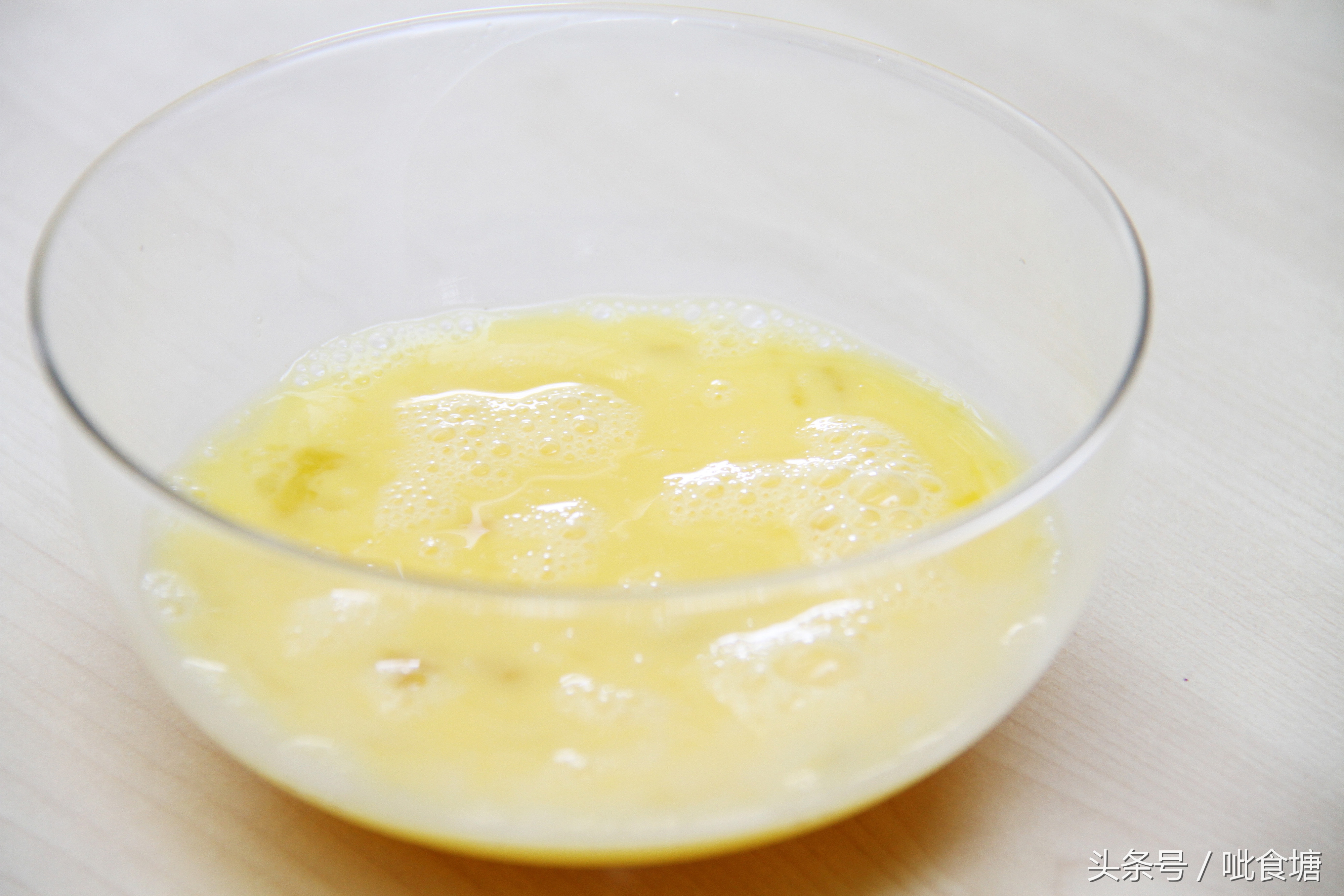 炒饭如何做到米粒松散不硬,炒饭太干硬