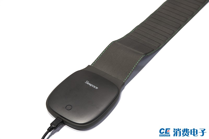 大牌云集！微软全息眼镜、索尼/爱普生智能手表，机器人都来了~