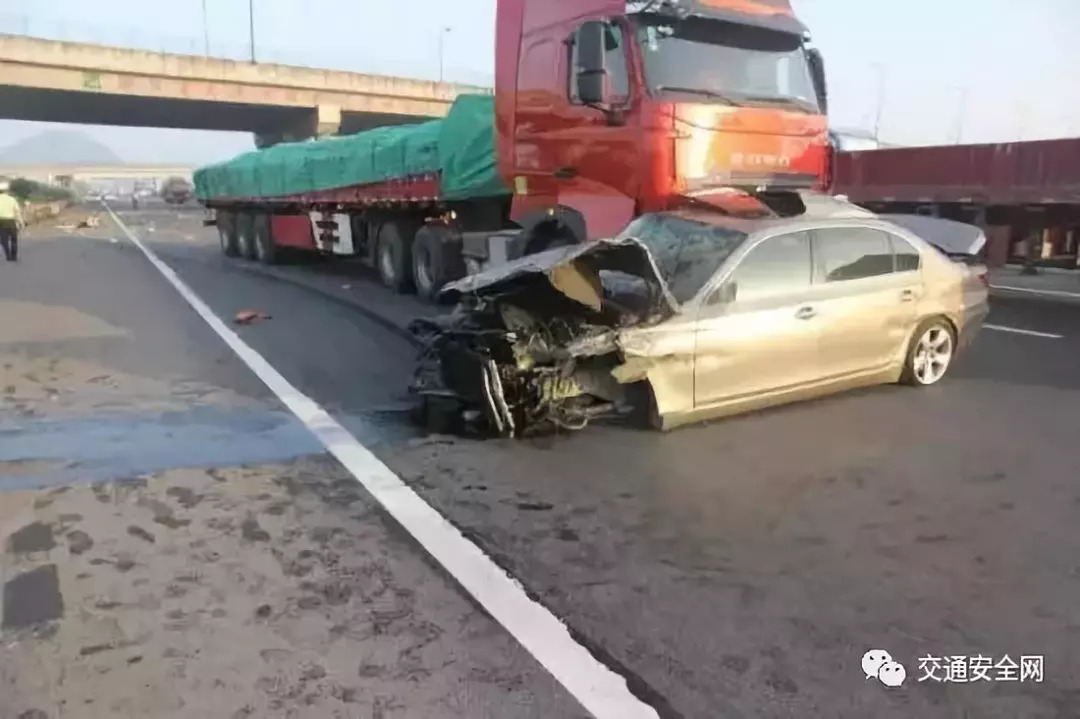 用插扣代替安全带，这样的傻事，你是不是还在做？