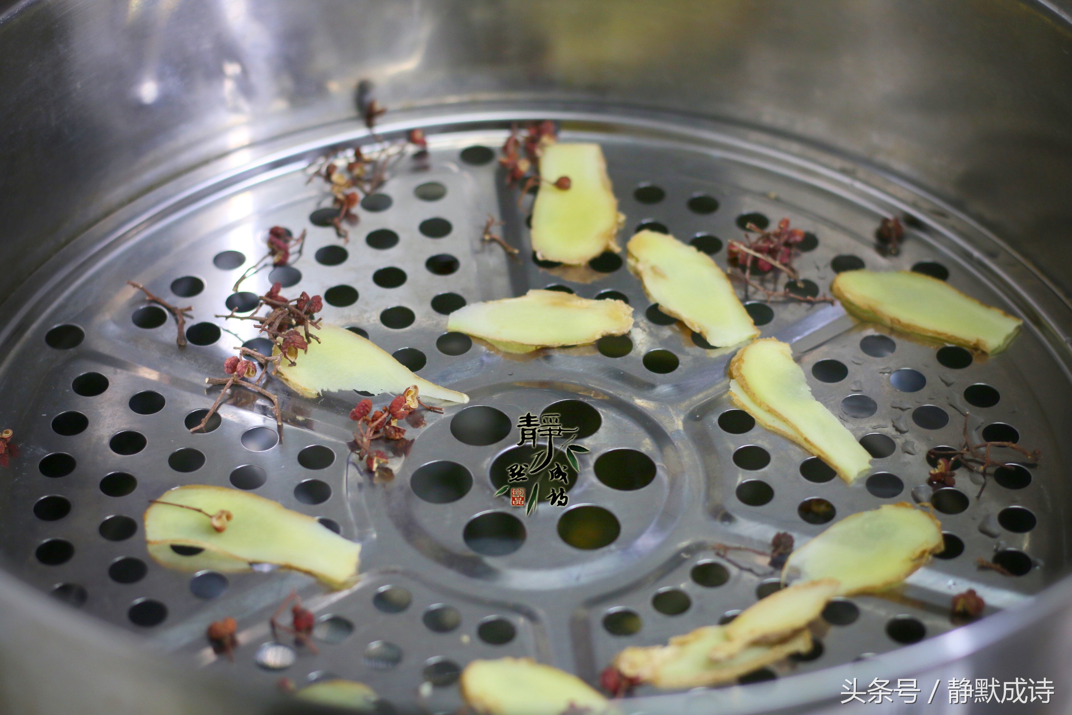 螃蟹要怎么蒸蒸多久,蒸海螃蟹是凉水蒸还是水开了再蒸