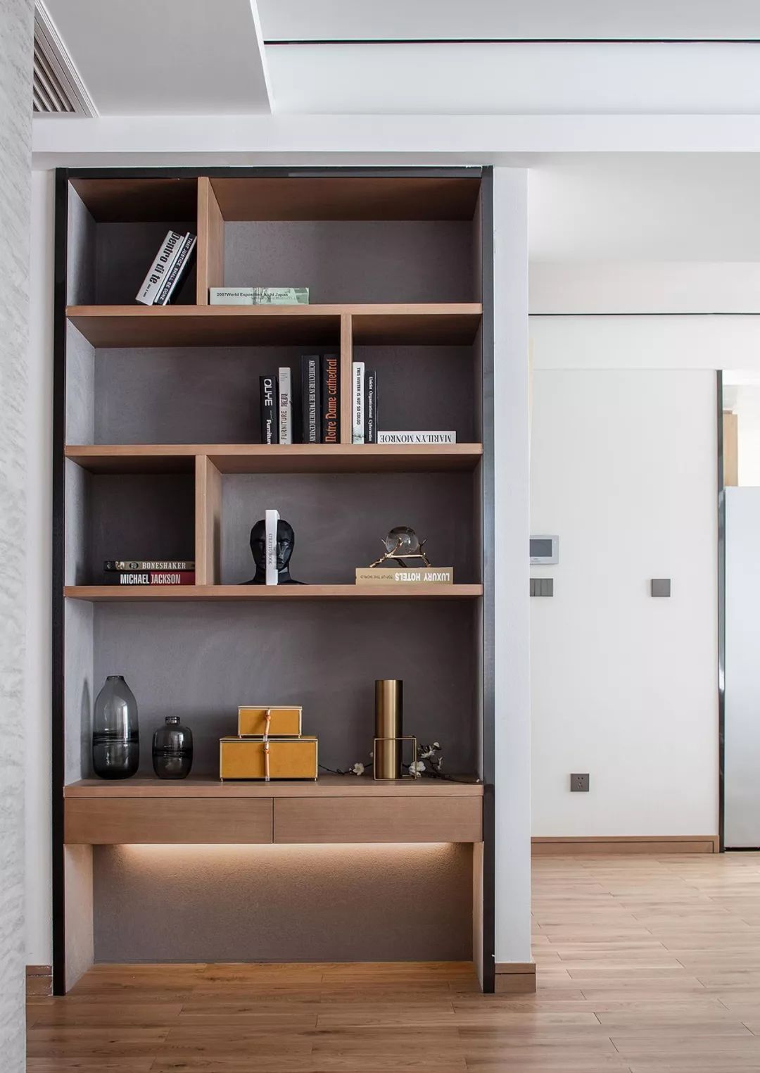 100平米电视墙现代简约风格效果图,好看的投影电视墙