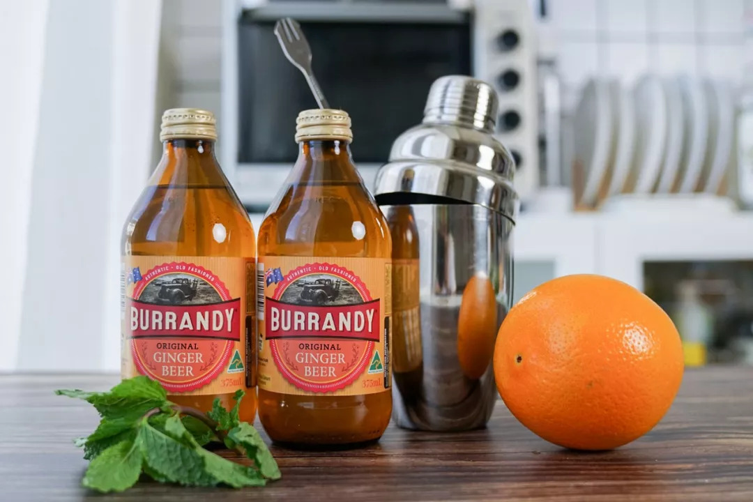 工作累了喝一杯,工作太累那就喝点小酒